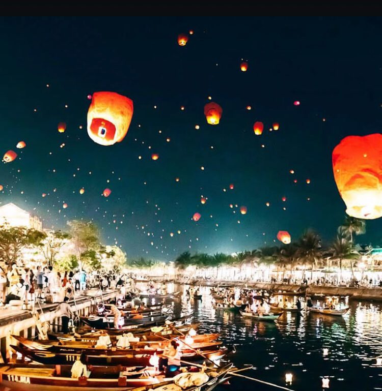 vietnamese lantern festival