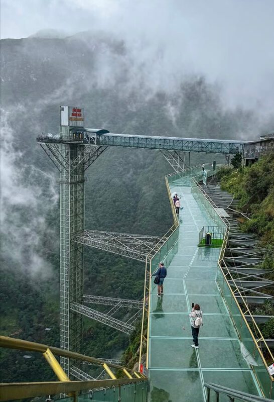 sapa-activities-trekking-rice-fields
